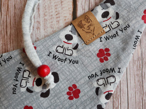 Hundehalstuch - Hundebandana - Pfötchen - I woof you!